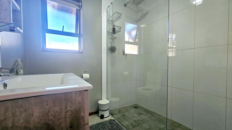 3 Bedroom Property for Sale in Dana Bay Western Cape